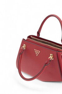  Guess Noelle II Kırmızı Kadın Omuz Çantası HWZG9672070
