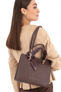  Sisley Logo Detaylı Kahve Kadın Omuz Çantası SLY283