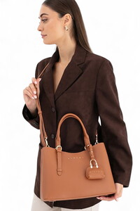  Sisley Logo Detaylı Taba Kadın El Çantası SLY296