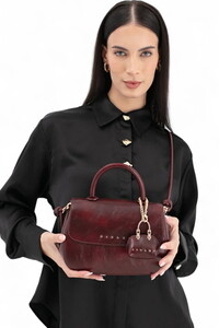  Sisley Logo Detaylı Bordo Kadın El Çantası SLY235