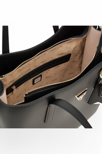  Guess Meridian Siyah Kadın Omuz Çantası HWBG8778230