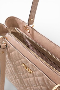  Guess Isemay Sütlü Kahve Kadın Omuz Çantası HWGG9628250