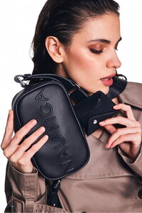  Nautica Logo Detaylı Siyah Kadın Çapraz Askılı Çanta CN7157T