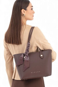  Sisley Logo Detaylı Kahve Kadın Omuz Çantası SLY284