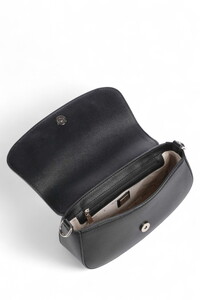  Guess Mimina Siyah Kadın Çapraz Askılı Çanta HWBG8015200