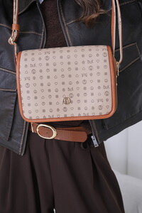  Bilik Deri Monogram Açık Vizon-Taba Kadın Çapraz Askılı Çanta MTŞ 282-MN