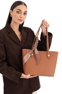 Sisley Logo Detaylı Taba Kadın Omuz Çantası SLY284