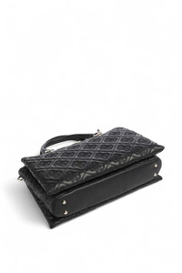  Guess Adelasia Siyah Kadın Omuz Çantası HWQL965806