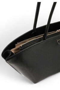  Guess Bolena Siyah Kadın Omuz Çantası HWZG9207090