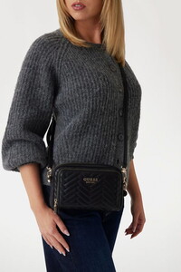  Guess Anning Siyah Kadın Çapraz Askılı Çanta HWQG9508140