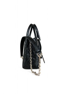  Guess Bessey Siyah Kadın Omuz Çantası HWGG9522060