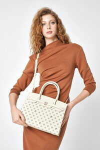  Pierre Cardin Monogram Bej Kadın Omuz Çantası 05PC25Y10318-MN