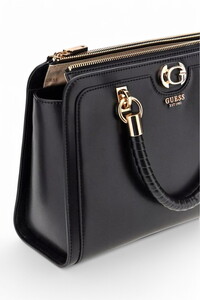  Guess Orlina Siyah Kadın Omuz Çantası HWVG9531060