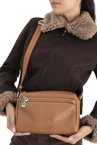  Benetton Soft Line Taba Kadın Çapraz Askılı Çanta BNT1692