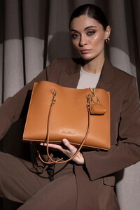  Sisley  Camel Kadın Omuz Çantası SLY151