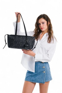 U.S. Polo Assn. Logo Detaylı Siyah Kadın Omuz Çantası US25513