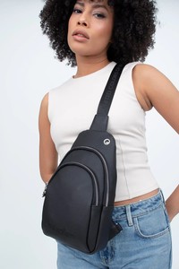  Benetton  Siyah Kadın Body Bag BNT1336