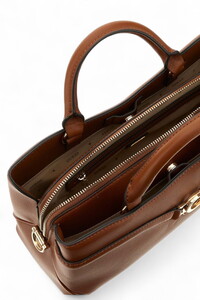  Guess Dea Taba Kadın Omuz Çantası HWBG7993060