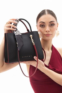  Sisley  Siyah Kadın El Çantası SLY162
