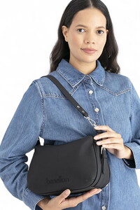  Benetton  Siyah Kadın Çapraz Askılı Çanta BNT1699