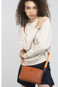  Benetton Gofraj Kiremit-Taba Kadın Çapraz Askılı Çanta BNT857