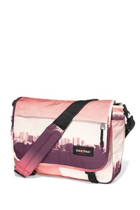  Eastpak  ES24J Pembe Şehir Baskılı Unisex Postacı Çantası EK076